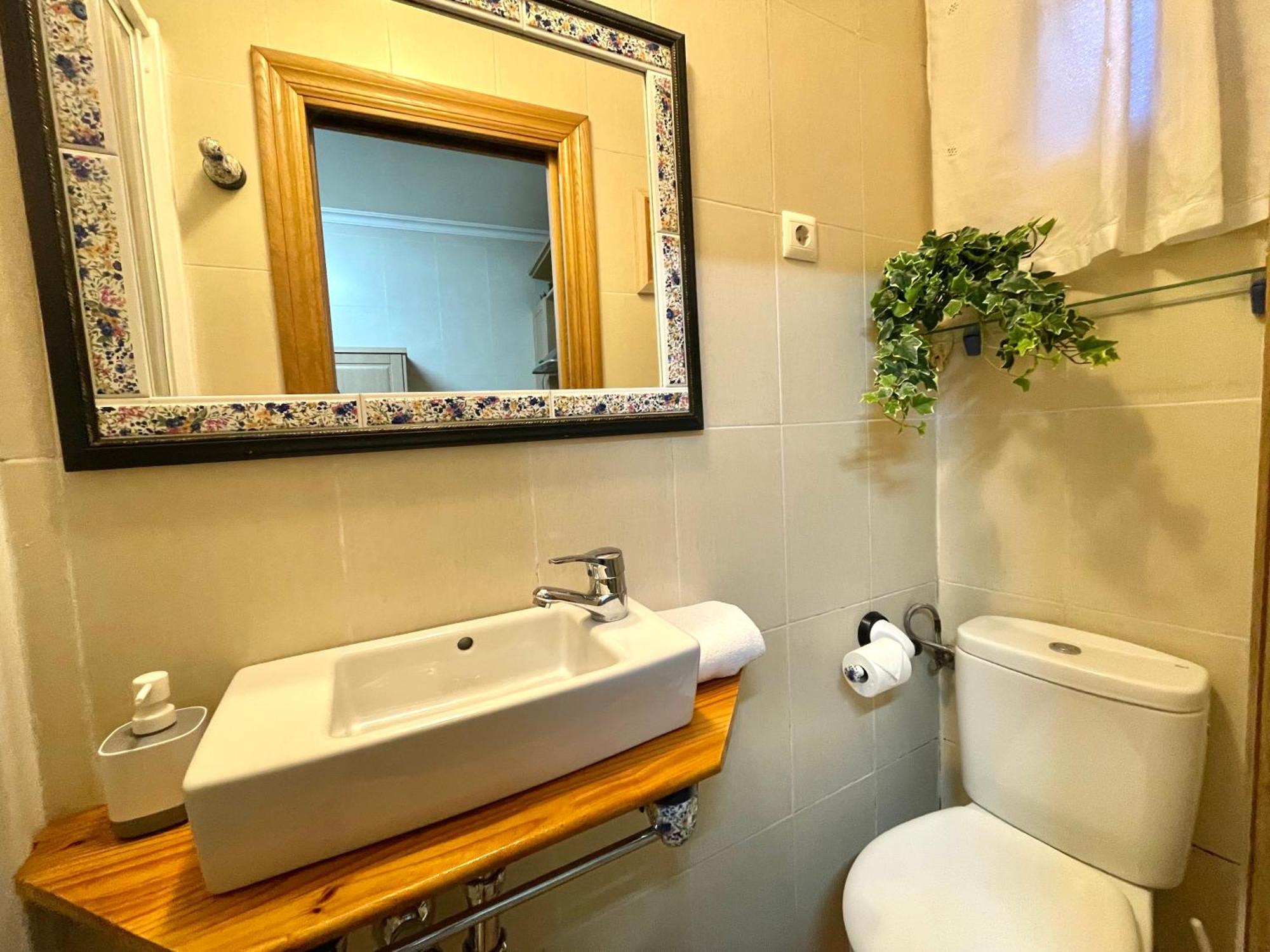 Tranquilo Apartamento Cerca Del Casco Viejo Bilbao Kültér fotó